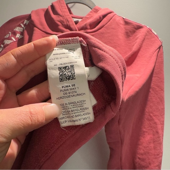 Puma Cropped Sweatshirt Size Small - Picture 4 of 7